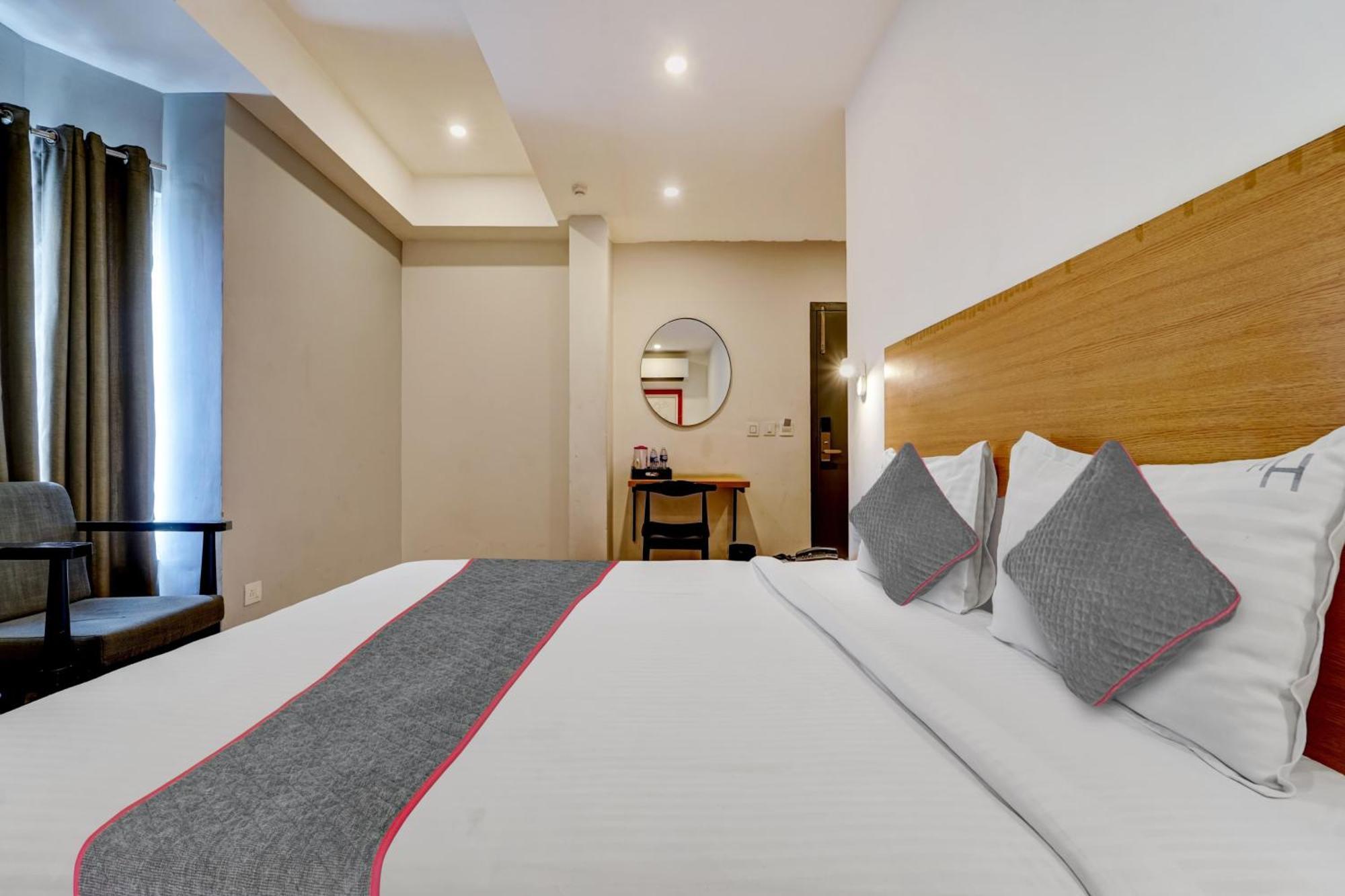 מלון קוימבטור Super Townhouse Four Season מראה חיצוני תמונה