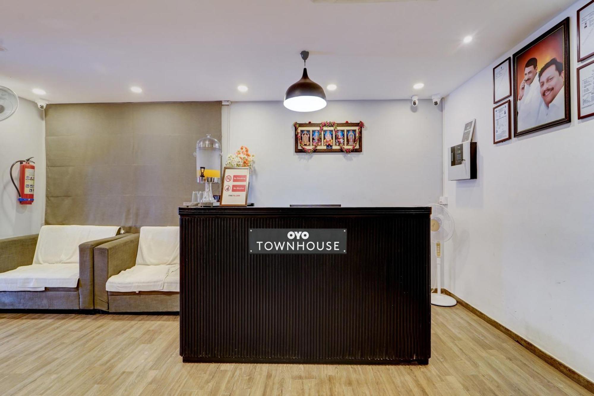 מלון קוימבטור Super Townhouse Four Season מראה חיצוני תמונה